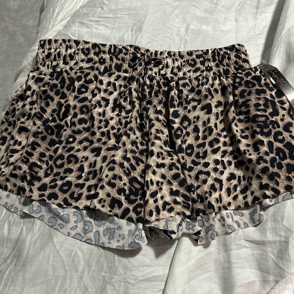Brand New With Tags Leopard Print Women’s Shorts - Beige & Black